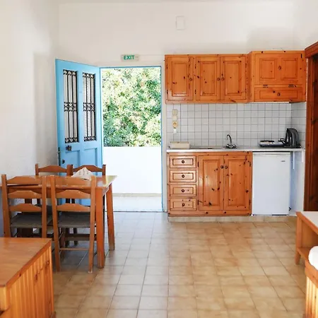 Norma's Village Aparthotel *
